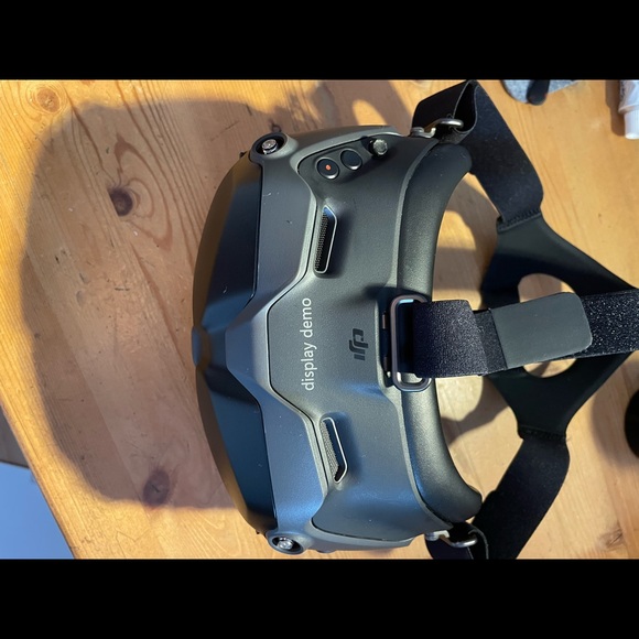 DJI FPV COMBO - with DJI care activated - Picture 3 of 5